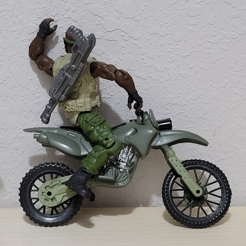 MILITARY 5 FIGURE BUNDLE - Picture 5 of 15